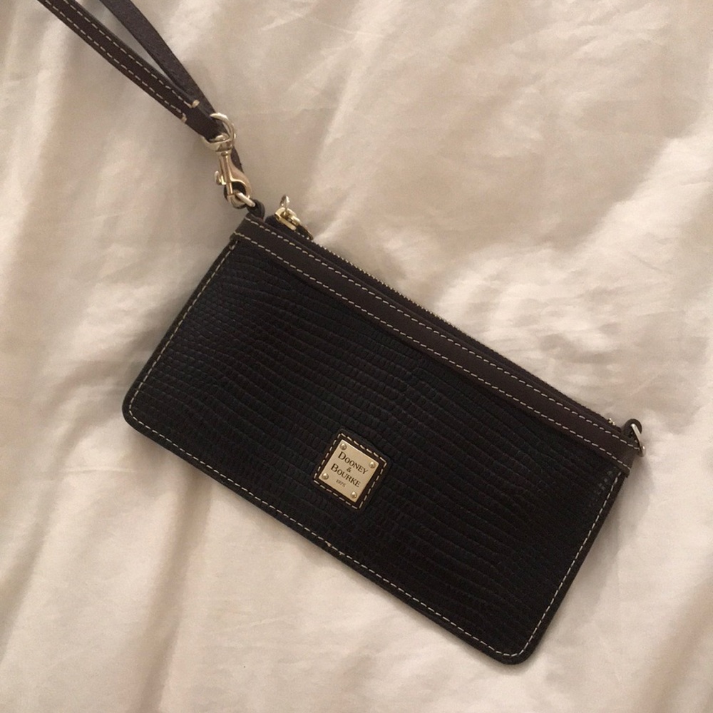 Dooney & Bourke wristlet purse alligator